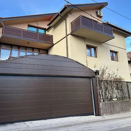 Mimo Apartment